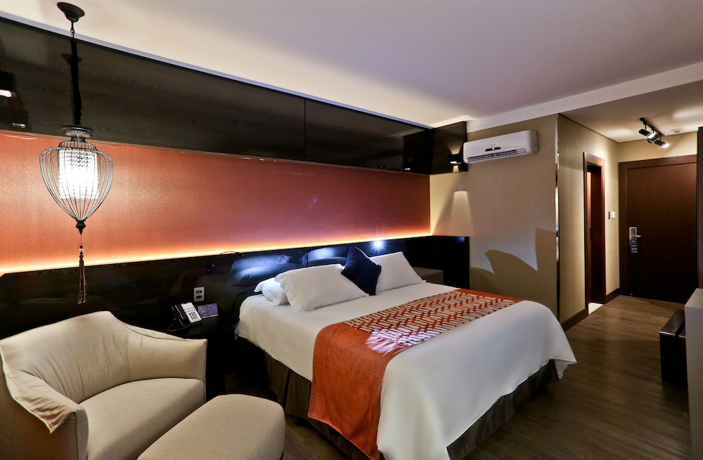 Business Room - Photo 4