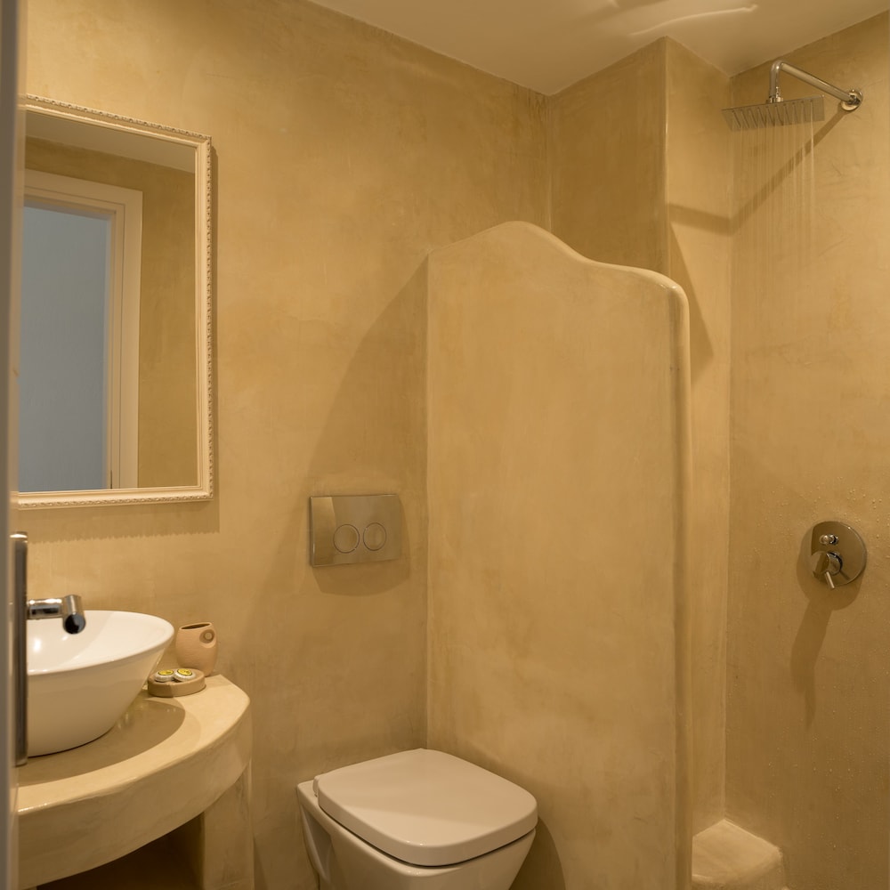 Standard Room, Pool View - Photo 7