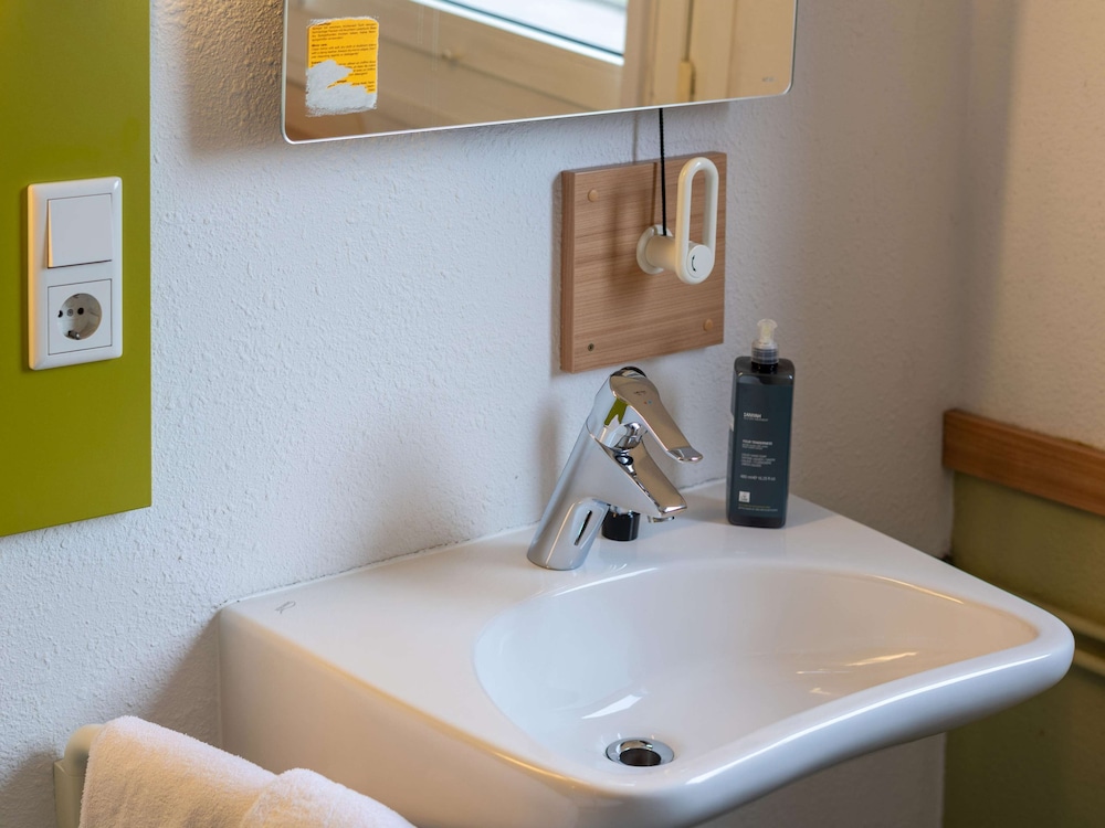 Double Room - Photo 5