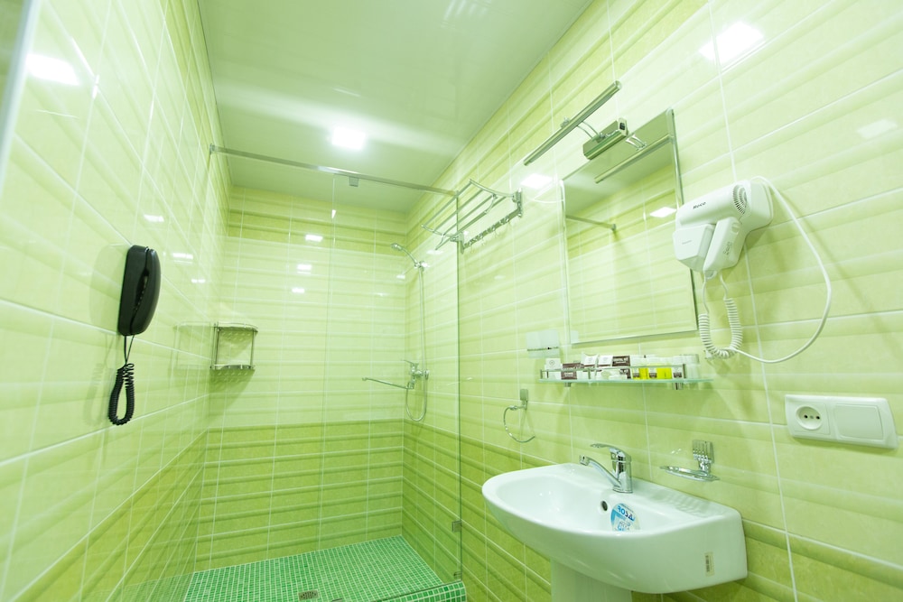 Superior Triple Room photo 3