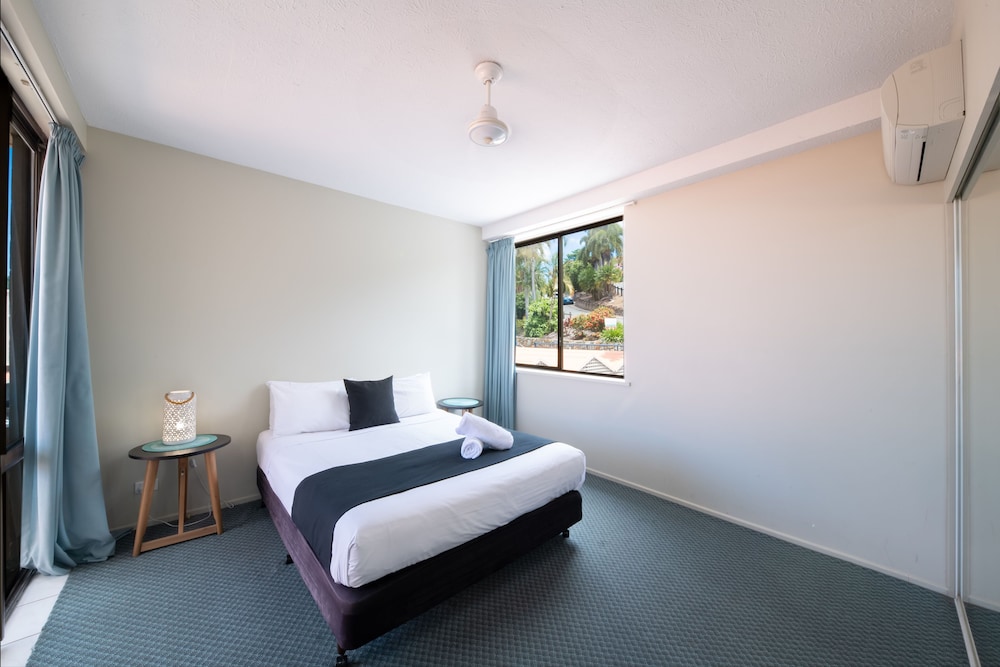1 Bedroom Ocean View Apartment photo 2