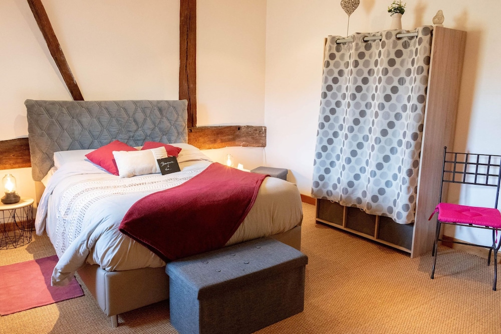 Double Room (2) - Photo 1