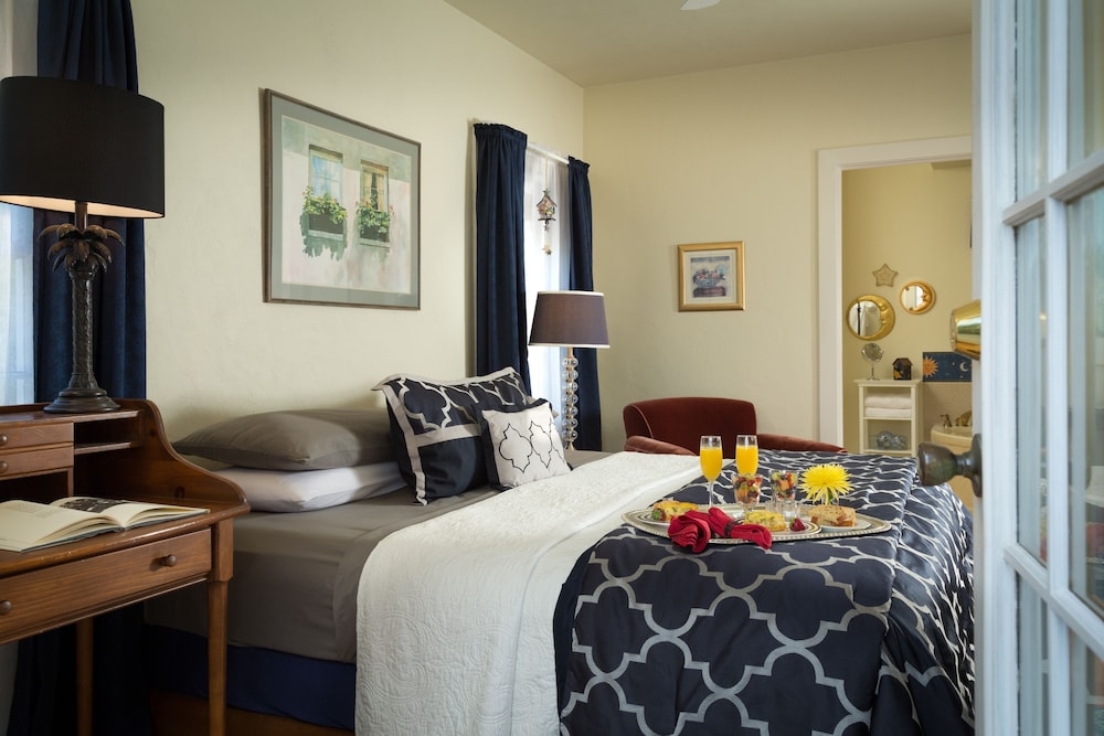 Valencia Room photo 3