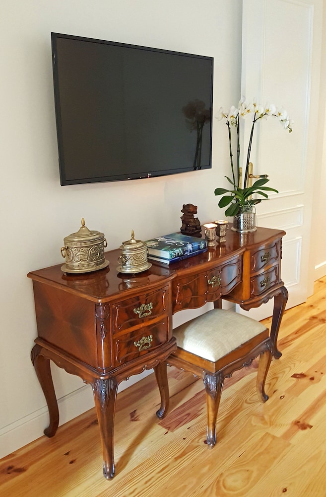 Suite (5) photo 2