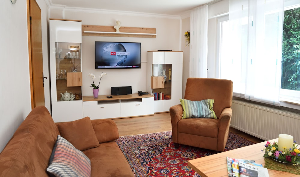Apartment (Wohnung 3) photo 2