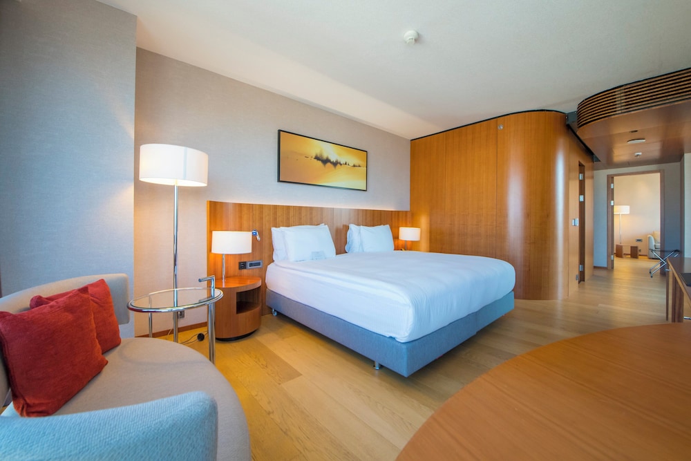 Junior Suite, 1 King Bed