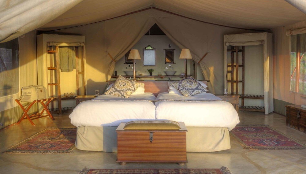 Entumoto main Luxury Tent photo 3