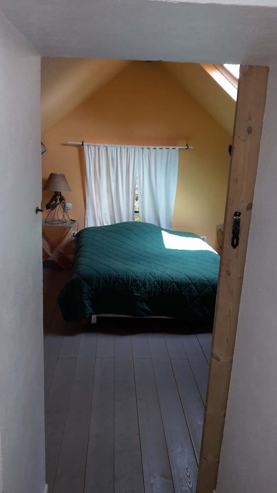Double Room, Shared Bathroom photo 3