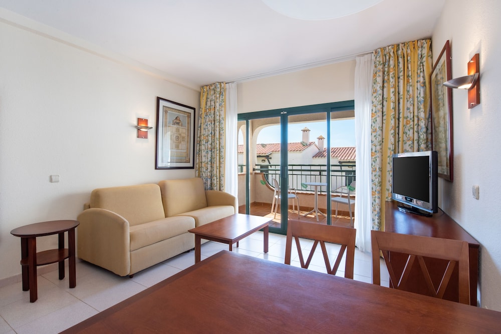 Standard Apartment, 1 Bedroom, Garden View (2 Adults) photo 2