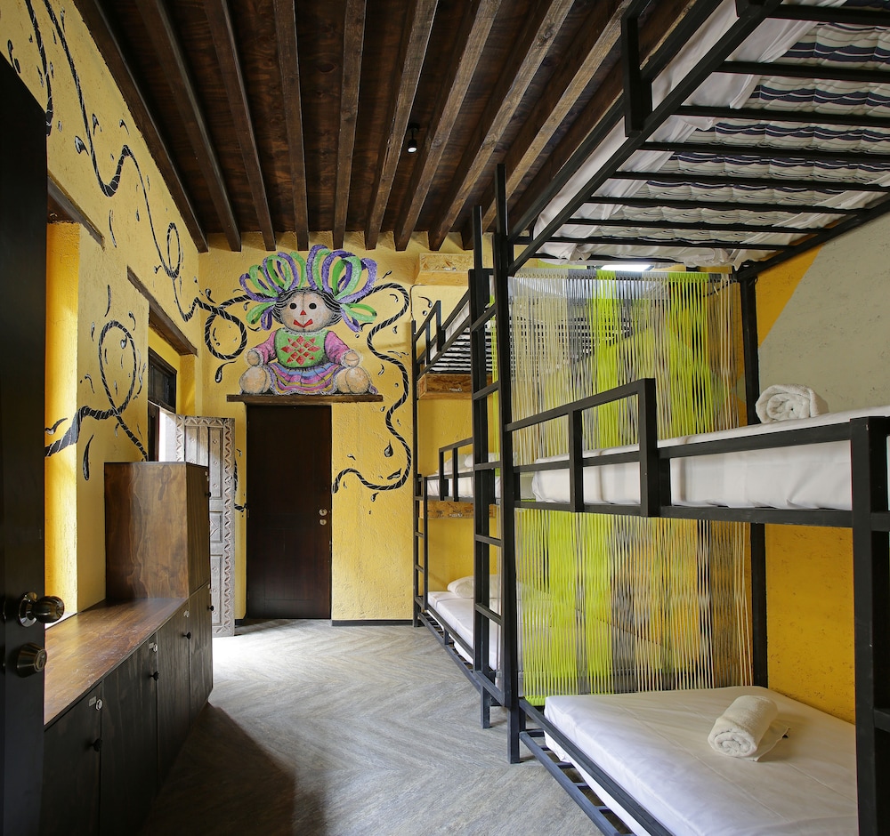 Shared Dormitory, Mixed Dorm, Shared Bathroom (6 Beds) photo 1