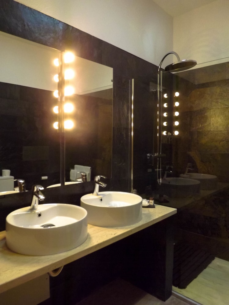 Design Twin Room photo 3