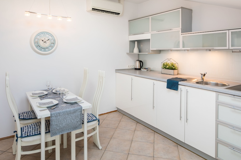 All In Apartments, Foto 10