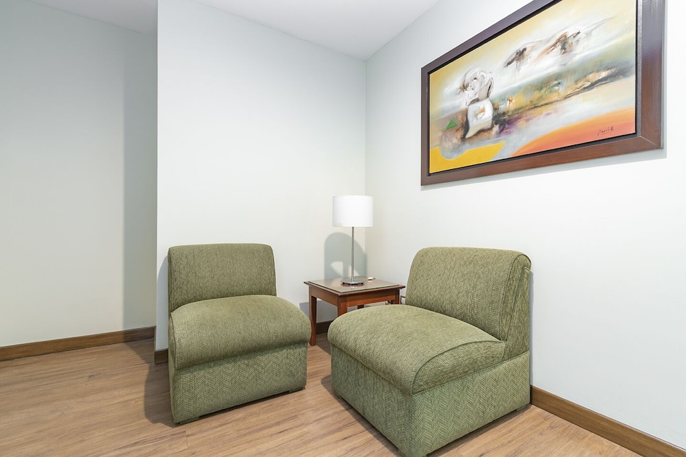 Studio Suite photo 3