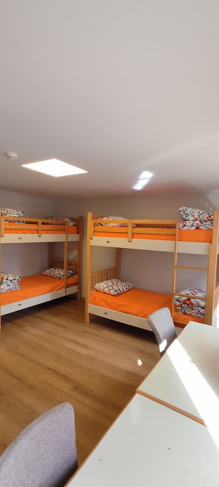 Classic Quadruple Room photo 2
