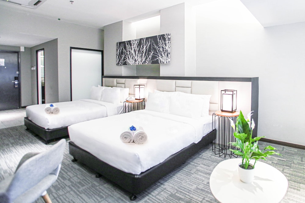 Deluxe Room, 1 Bedroom photo 2