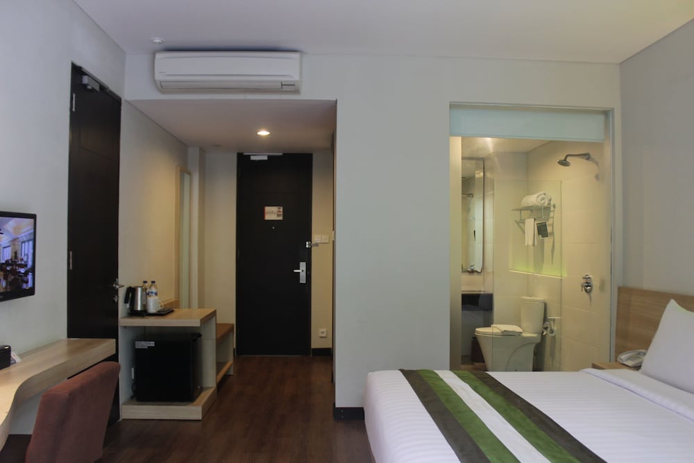 Standard Double Room photo 3
