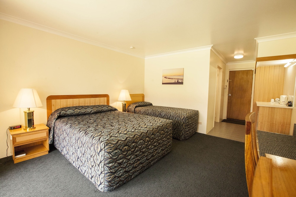 Executive Twin Room, Kitchenette photo 2