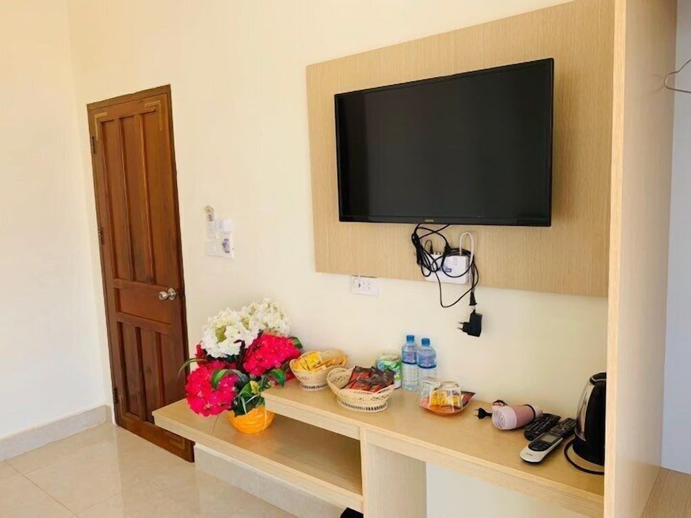 Deluxe Double Room, 1 Queen Bed photo 2