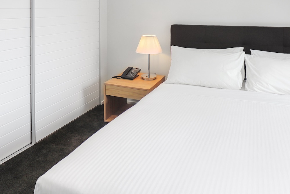 Premium Suite, 2 Bedrooms - Photo 8
