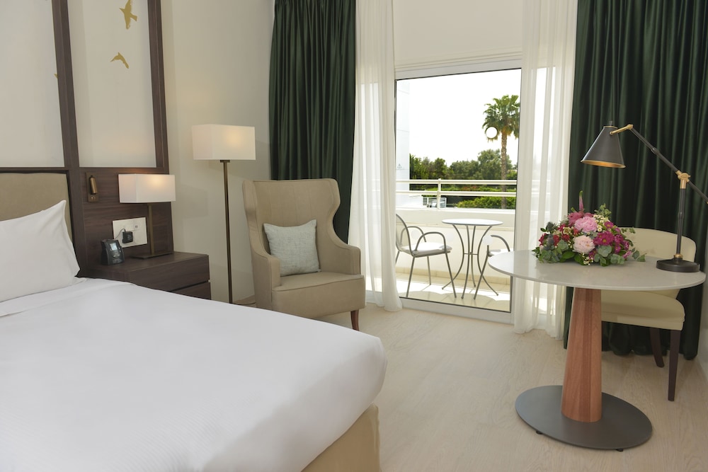 Executive Twin Room - Photo 2