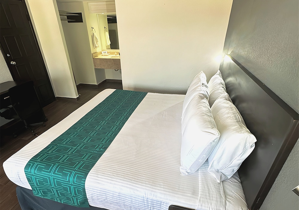 Standard Single Room - Photo 4