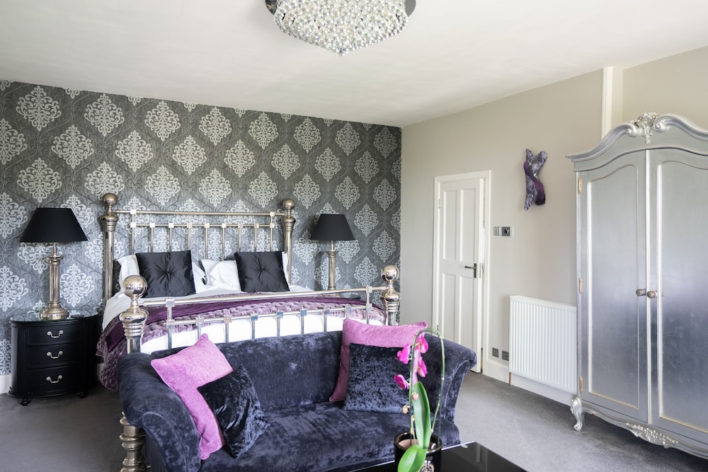 Luxury Suite photo 3