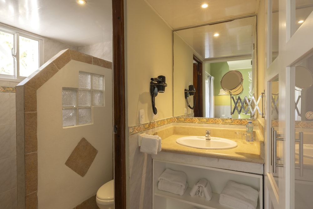 Superior Room - Photo 11