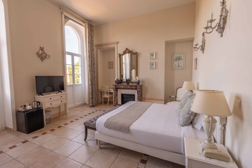 Superior Room with Sea view and/or Pool view photo 2
