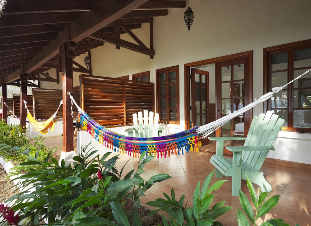 Deluxe Room, 2 Double Beds, Ocean View
