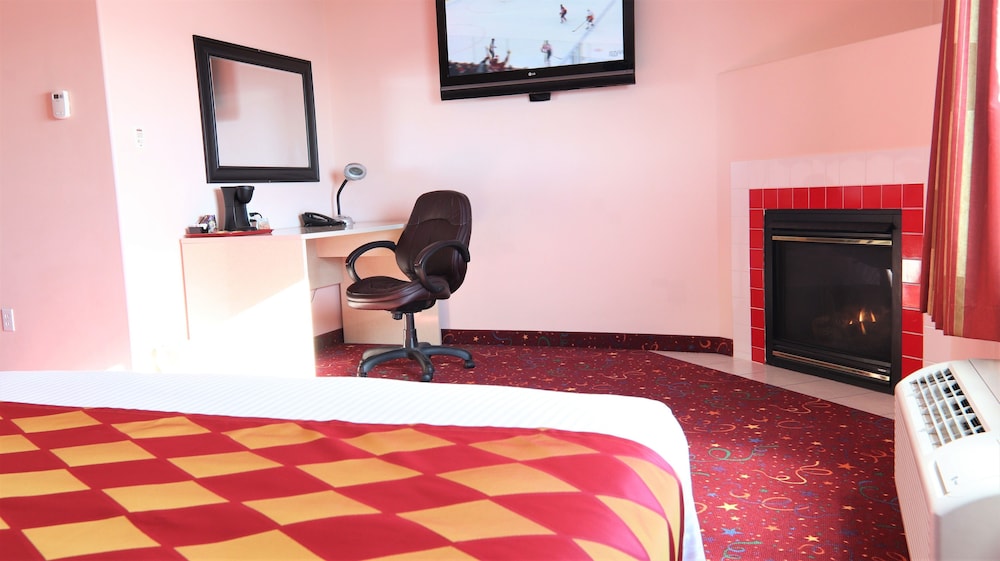Premium Room, 1 Queen Bed, Fireplace photo 3