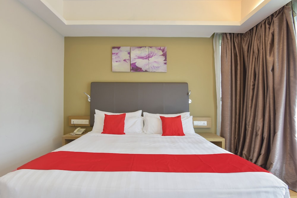 Three Bedroom Suite - Twin Tower with Pool View
