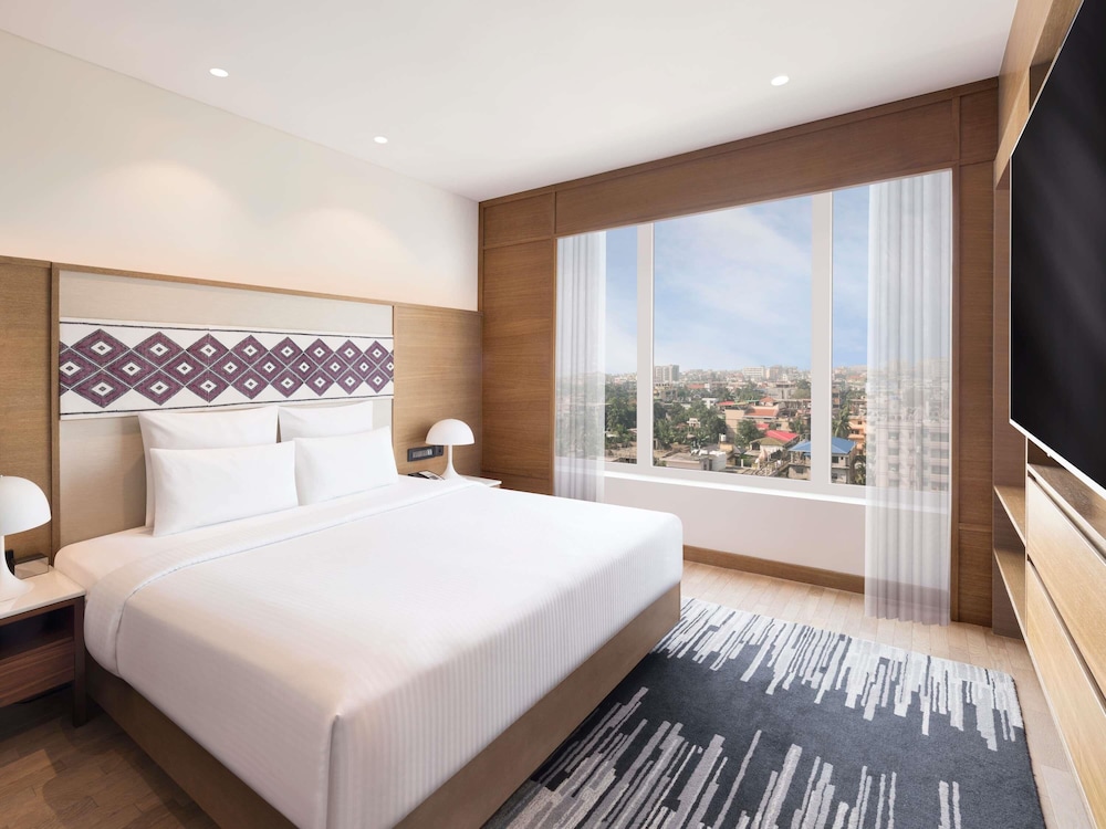 Executive Suite, 1 Double Bed with Sofa bed, City View