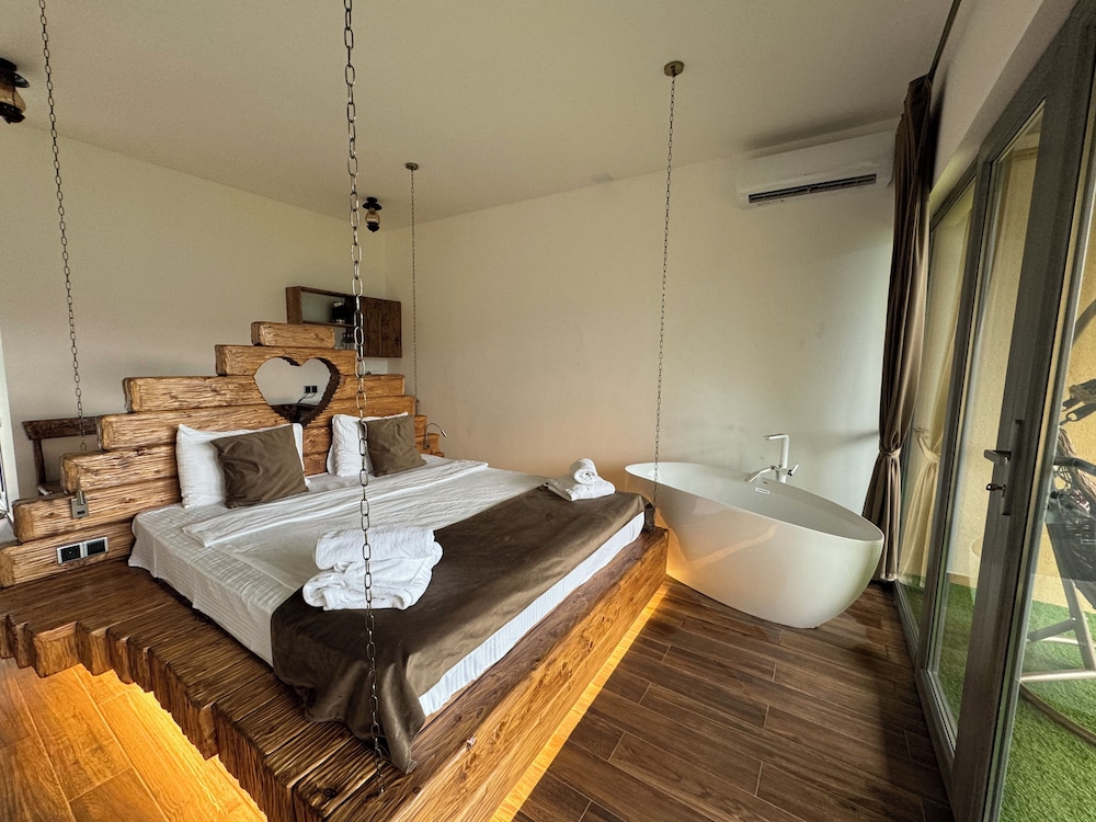 Luxury Double Room, Balcony, Mountain View photo 1