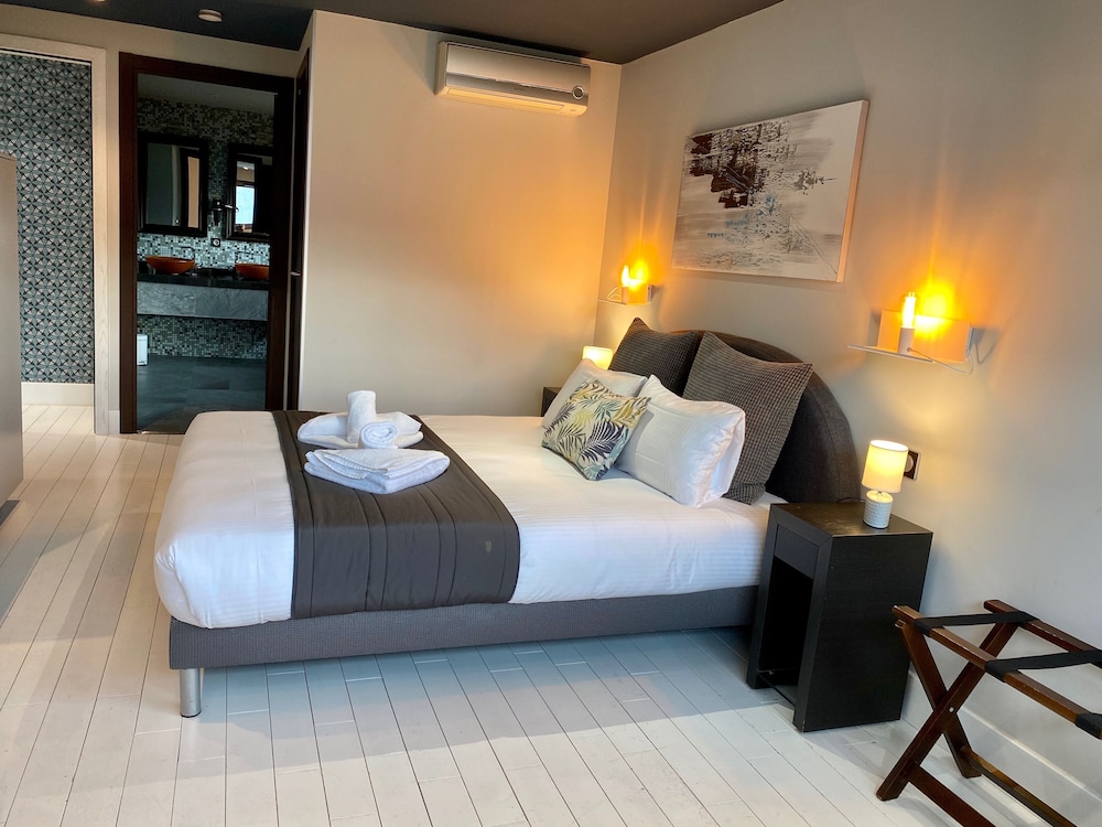 Standard Double Room, Lake View (Sans Balcon) photo 2
