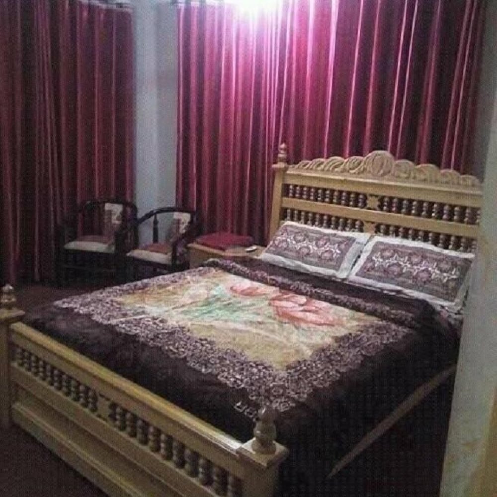 Standard Double or Twin Room photo 1