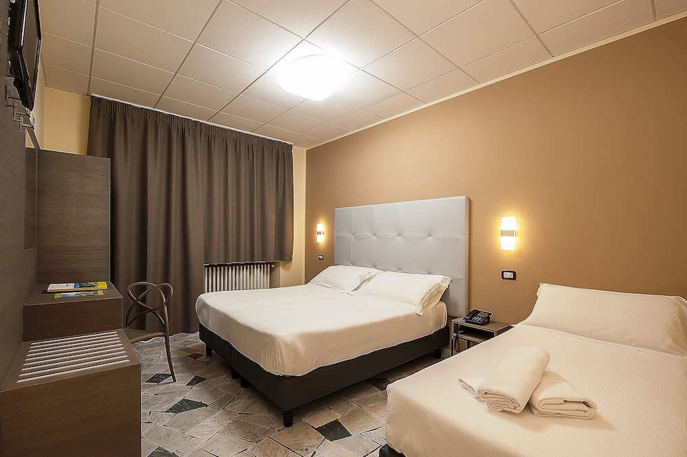 Superior Quadruple Room photo 1