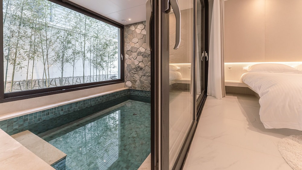 Pool villa A photo 3