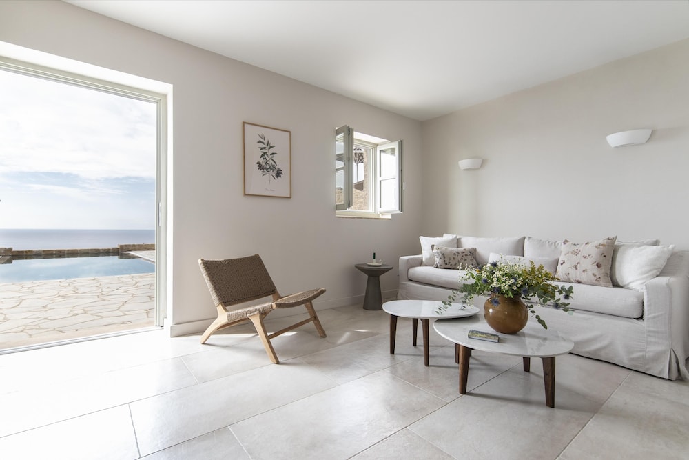Villa, 3 Bedrooms, Private Pool, Sea View photo 1