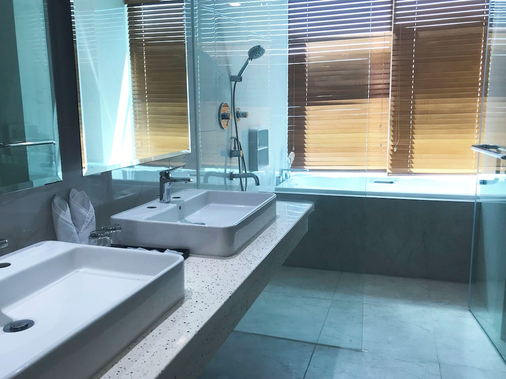 Royal Suite - Photo 4