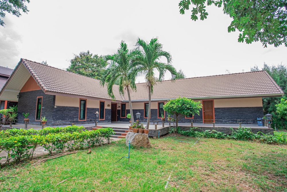 3 Bedroom Villa photo 2