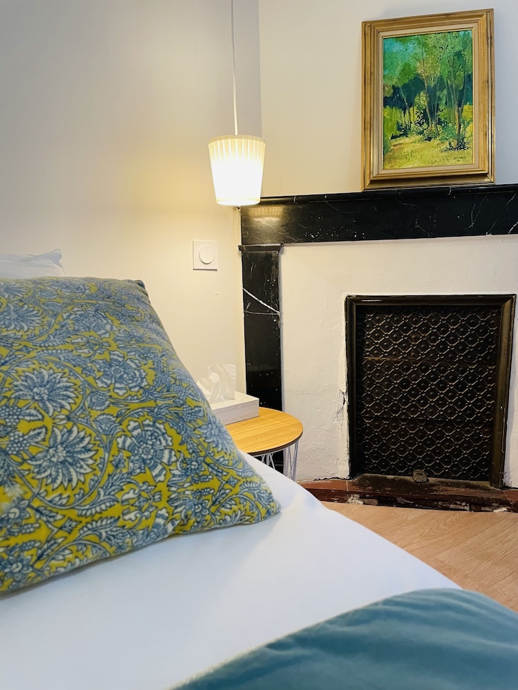 Suite - Photo 5