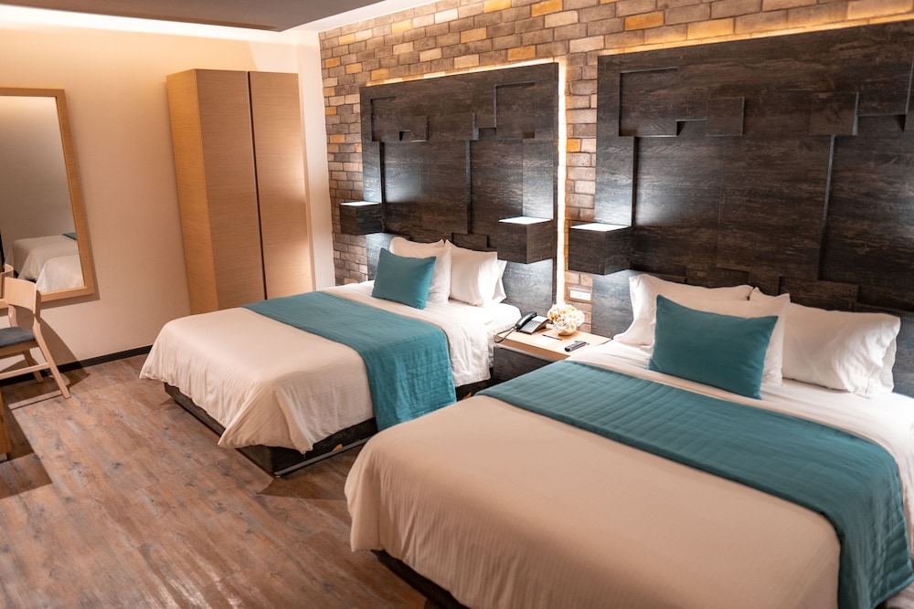Deluxe Room, 2 Double Beds photo 1