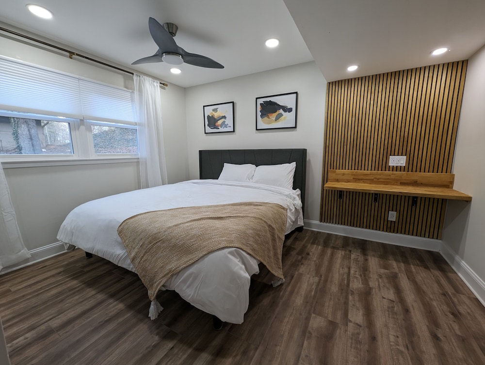 Executive House photo 1