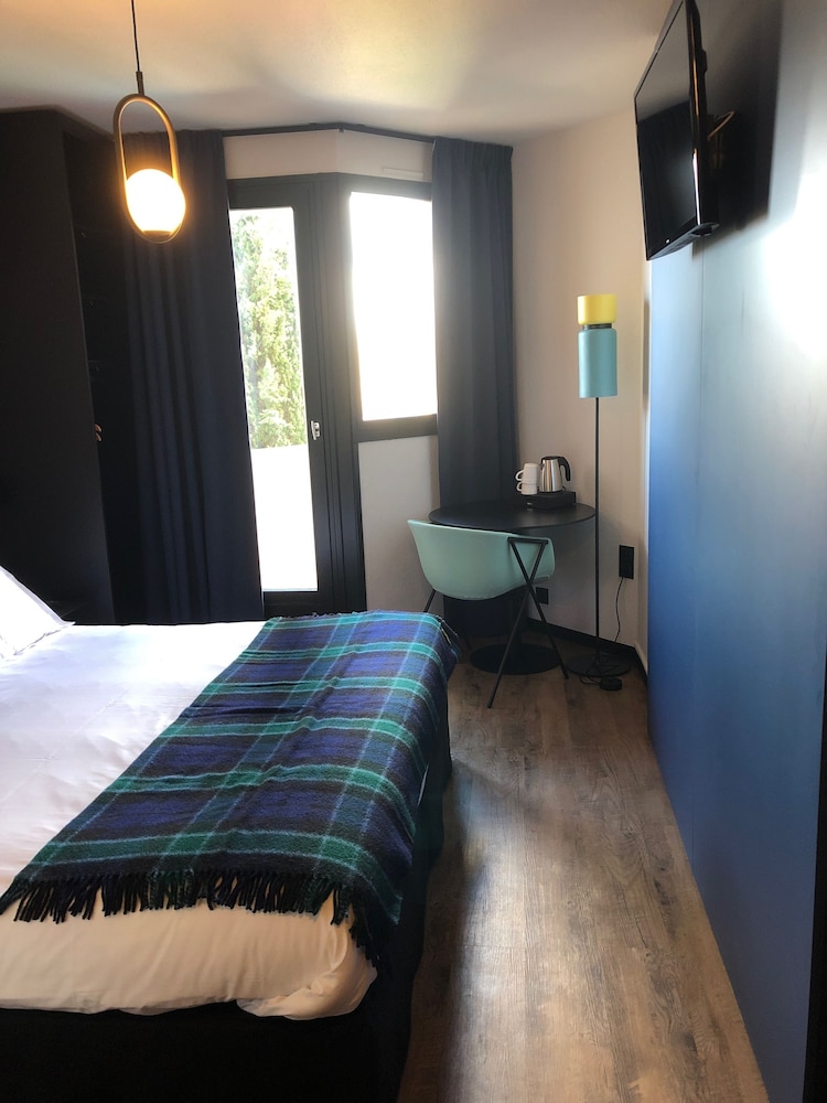 Executive Room, 1 Queen Bed, Non Smoking - Photo 14