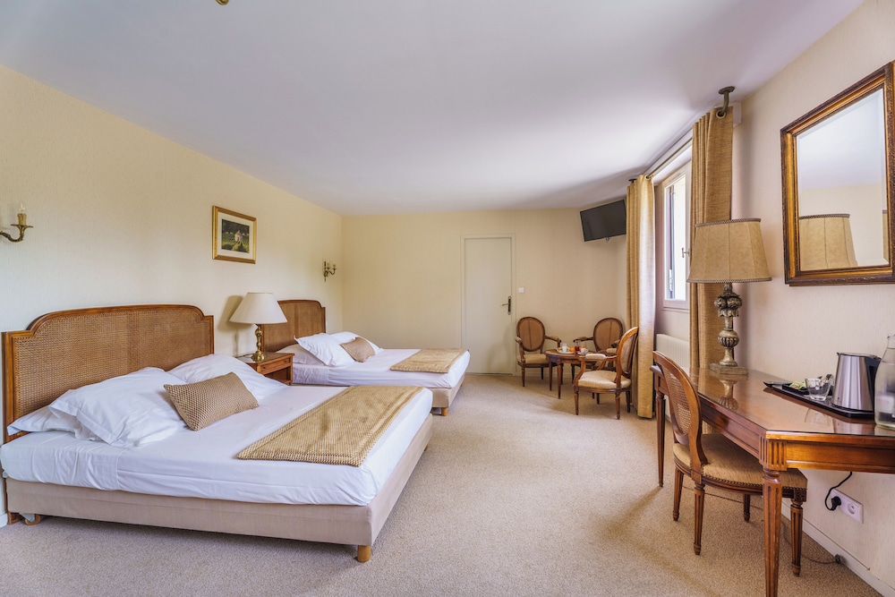 Room (For 5) photo 1