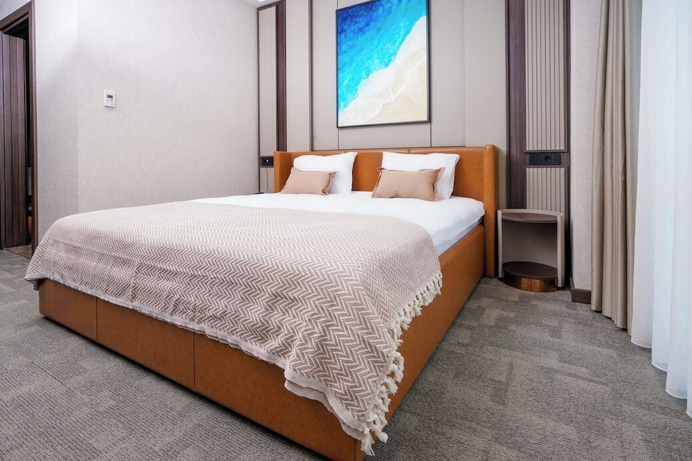 Superior Room, Non Smoking, City View photo 1