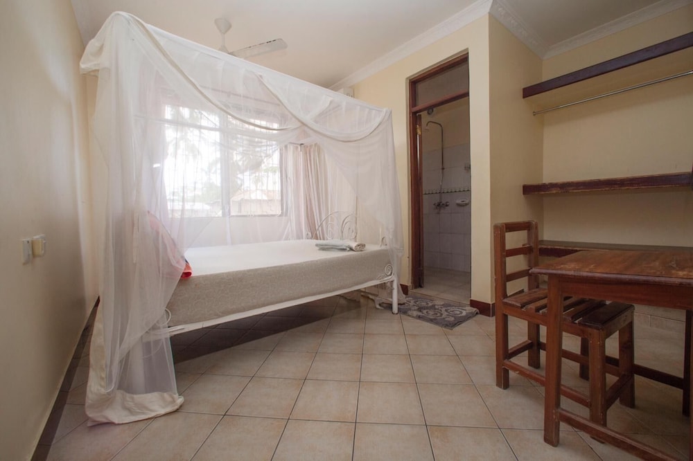 Basic Double Room photo 1