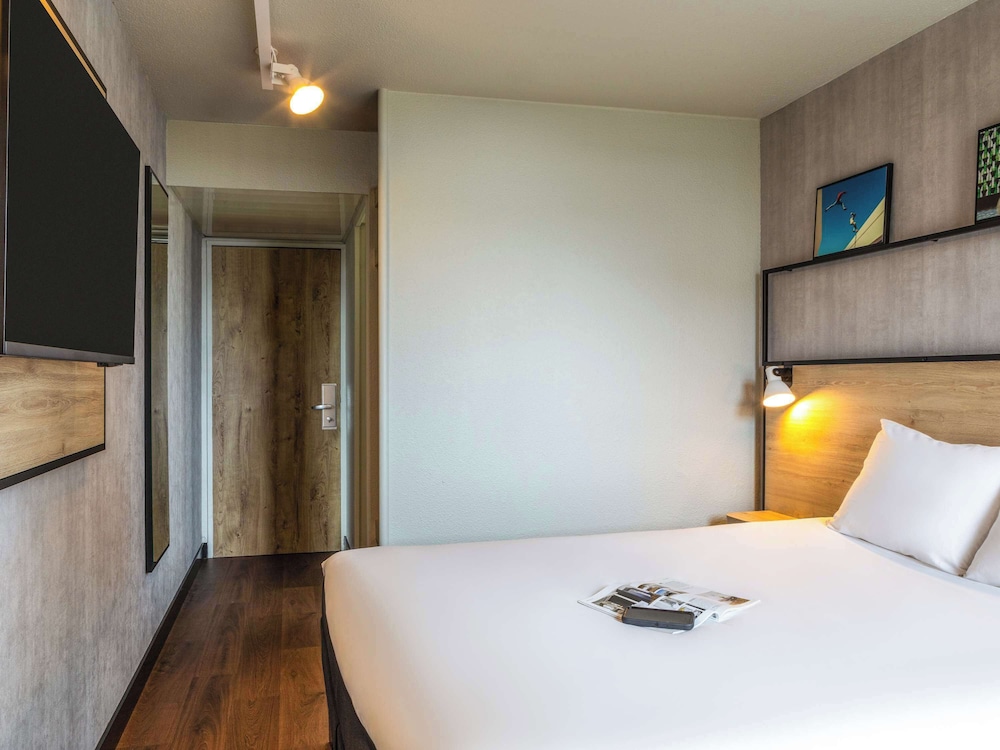 Standard Double Room, 1 Double Bed - Photo 11