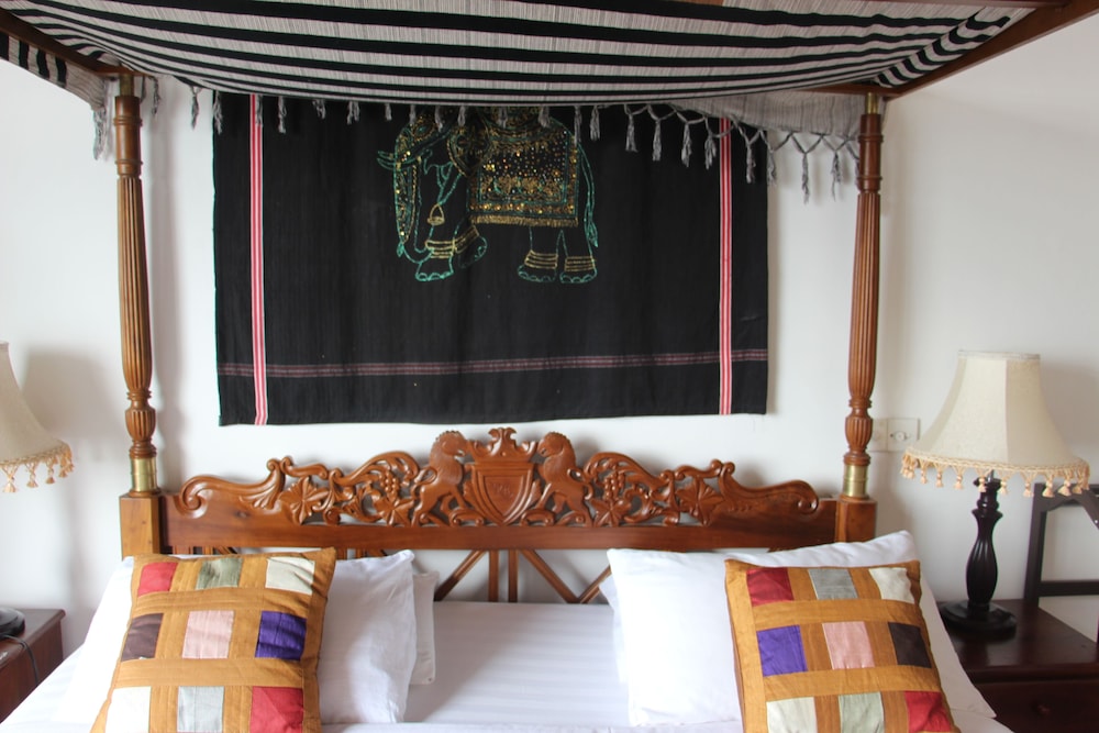 Standard Room photo 2