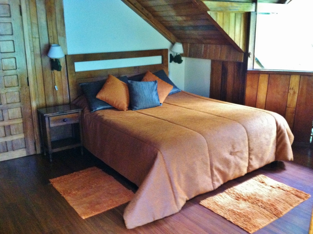 Double Room, 1 Bedroom, Mountain View, Garden Area photo 3